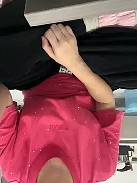 baby-kk2 online show from October 24, 2025, 2:46 pm