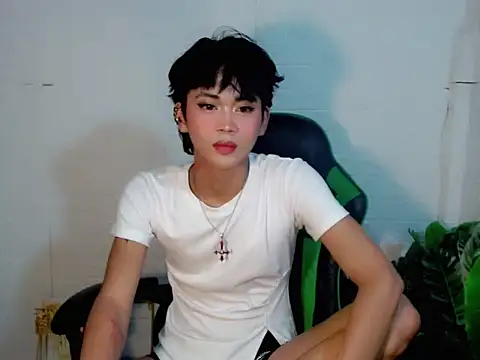 Snapshot of AsianCuteGuy21 chatting on March 12, 2026, 5:19 pm AsianCuteGuy21 online show from March 12, 2026, 5:19 pm