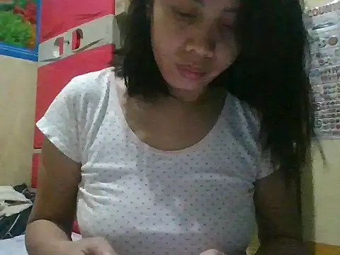 Snapshot of LadyS_005 chatting on January 15, 2026, 11:15 am LadyS 005 online show from January 15, 2026, 11:15 am