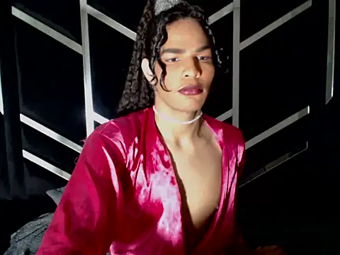 Snapshot of IromyRusseRs chatting on November 6, 2025, 8:21 pm IromyRusseRs online show from November 6, 2025, 8:21 pm