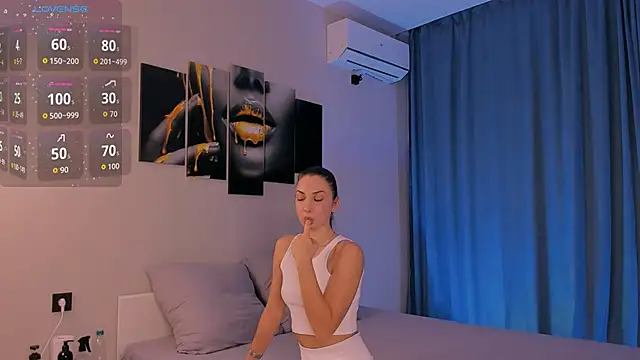 Snapshot of Kandeess chatting on November 26, 2025, 1:45 pm Kandeess online show from November 26, 2025, 1:45 pm