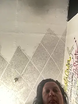 SexyMILF Co online show from November 18, 2025, 2:32 pm