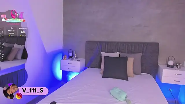 andreanix online show from March 11, 2026, 8:26 pm