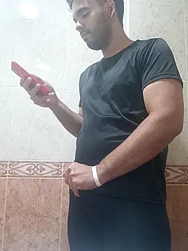 leohot2xx online show from May 23, 2026, 11:20 pm