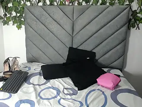 Snapshot of vamaras chatting on November 4, 2025, 2:54 am vamaras online show from November 4, 2025, 2:54 am