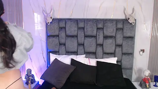 Jade Fg online show from November 4, 2025, 12:48 pm