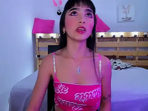 Snapshot of Melany_091 chatting on October 28, 2025, 12:58 am Melany 091 online show from October 28, 2025, 12:58 am