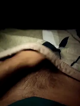 icandowhateveruwant3 online show from November 9, 2025, 6:17 pm