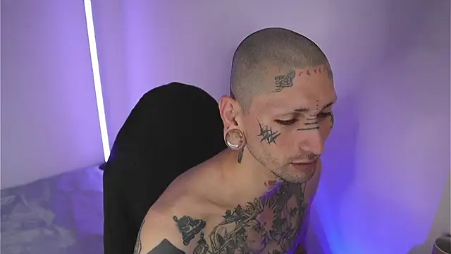 TokyoHatsumoto online show from January 31, 2026, 10:19 pm