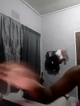 Snapshot of Zwane868 chatting on February 3, 2026, 7:30 pm Zwane868 online show from February 3, 2026, 7:30 pm