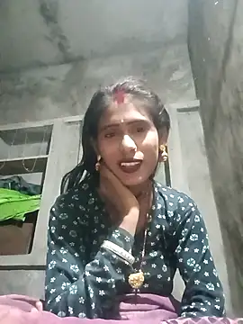 QRANSEXI online show from November 5, 2025, 2:50 pm