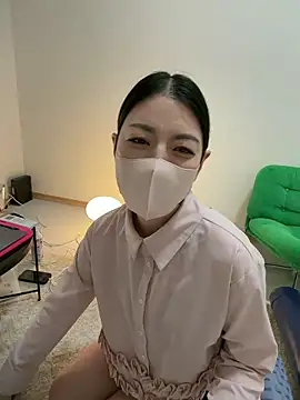 akimix xoxo online show from April 8, 2026, 1:44 pm