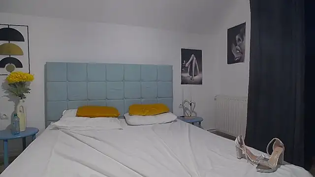 RebelPixiee online show from November 2, 2025, 3:47 pm