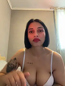 murr-kytty online show from October 30, 2025, 7:43 am