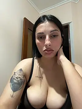 murr-kytty online show from October 30, 2025, 8:42 pm