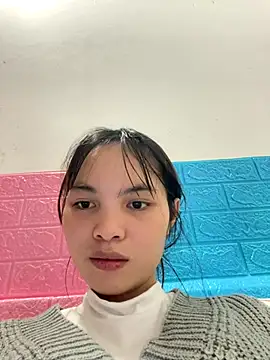 Snapshot of Tina_x chatting on December 16, 2025, 7:35 am Tina x online show from December 16, 2025, 7:35 am