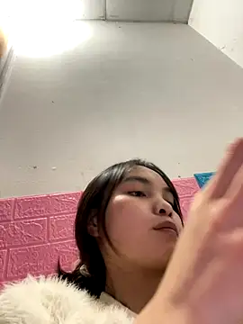 Snapshot of Tina_x chatting on December 19, 2025, 10:55 am Tina x online show from December 19, 2025, 10:55 am