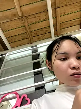 Snapshot of Tina_x chatting on January 7, 2026, 12:40 pm Tina x online show from January 7, 2026, 12:40 pm