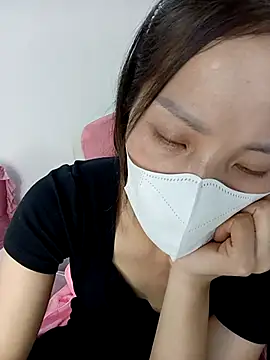 ezabel- online show from November 3, 2025, 12:39 pm