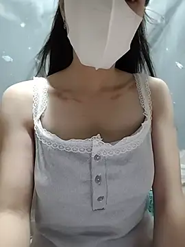 Snapshot of ezabel- chatting on July 4, 2026, 1:39 pm ezabel- online show from July 4, 2026, 1:39 pm