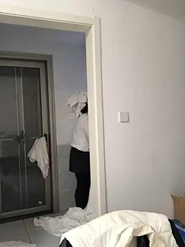 jingxiulove online show from October 25, 2025, 6:32 am