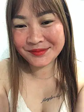 bombom1x online show from October 25, 2025, 9:17 am