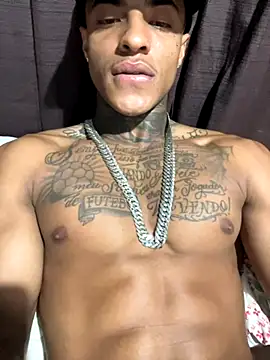 Snapshot of Guilps chatting on November 3, 2025, 5:20 am Guilps online show from November 3, 2025, 5:20 am