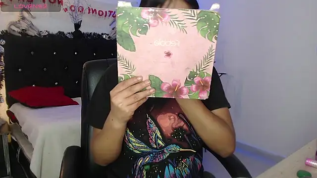 Thalia honey online show from October 30, 2025, 6:15 am