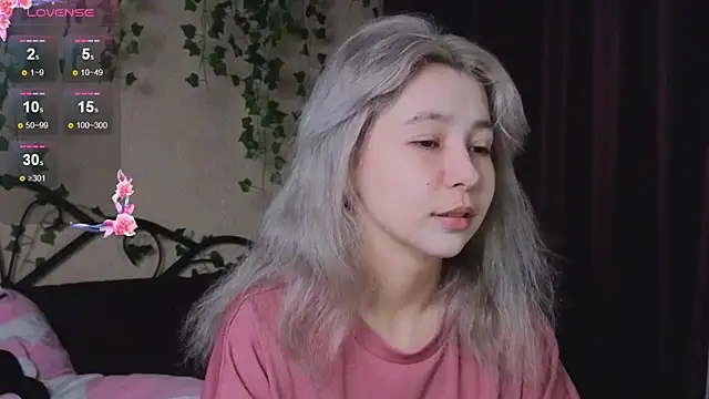 Snapshot of Alika_Kiss chatting on October 30, 2025, 3:52 am Alika Kiss online show from October 30, 2025, 3:52 am