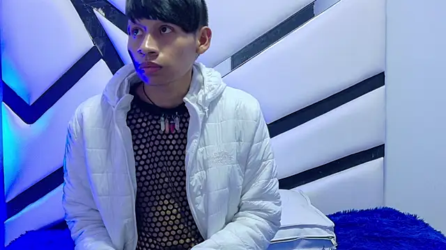 ALEXANDRO BOVER online show from November 1, 2025, 7:16 pm