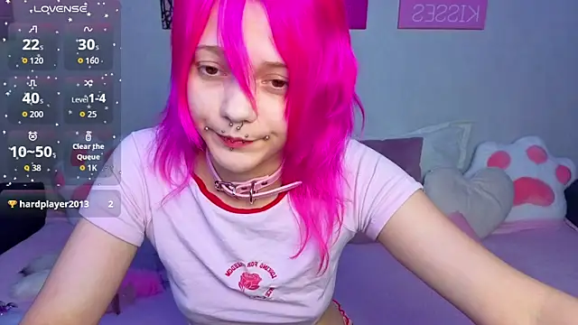 Snapshot of KittieHeart chatting on June 18, 2026, 12:55 am KittieHeart online show from June 18, 2026, 12:55 am