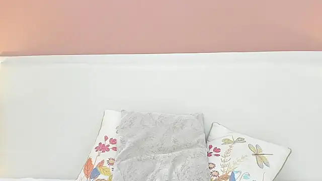  Laylaa online show from October 27, 2025, 12:09 pm