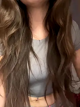 Snapshot of shopiabrow chatting on October 28, 2025, 9:50 pm shopiabrow online show from October 28, 2025, 9:50 pm