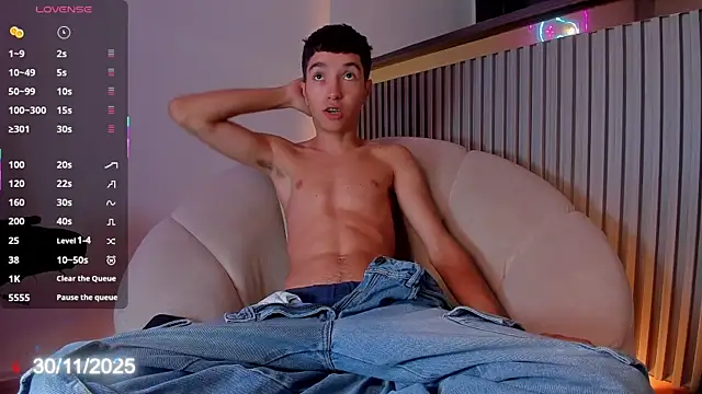 Snapshot of Dallen_Grant chatting on December 1, 2025, 12:10 pm Dallen Grant online show from December 1, 2025, 12:10 pm