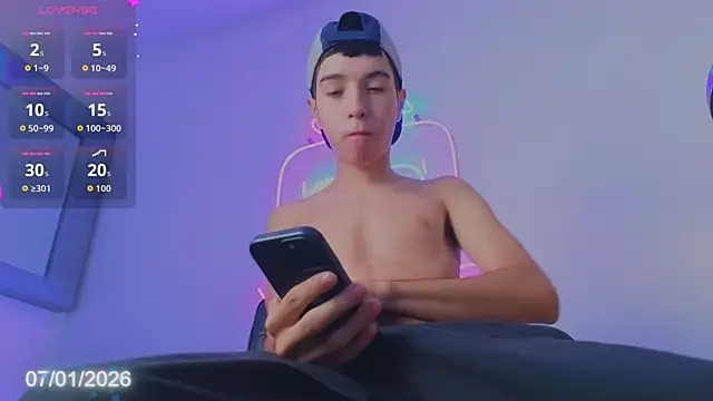 Snapshot of Dallen_Grant chatting on January 7, 2026, 12:07 pm Dallen Grant online show from January 7, 2026, 12:07 pm