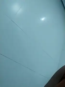 Snapshot of lovecarolyne chatting on November 4, 2025, 4:39 pm lovecarolyne online show from November 4, 2025, 4:39 pm