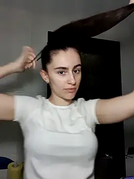  my Khaleesi  online show from November 5, 2025, 7:30 am