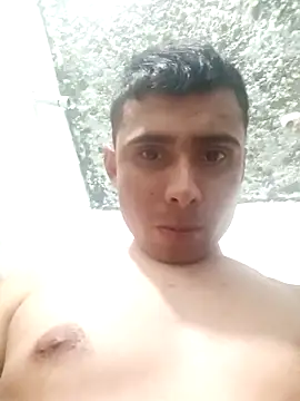 Snapshot of robinhd1234 chatting on February 24, 2026, 6:39 pm robinhd1234 online show from February 24, 2026, 6:39 pm