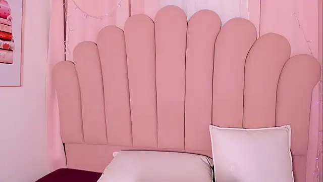 Snapshot of AlyssaVelascuria chatting on October 26, 2025, 4:07 am AlyssaVelascuria online show from October 26, 2025, 4:07 am