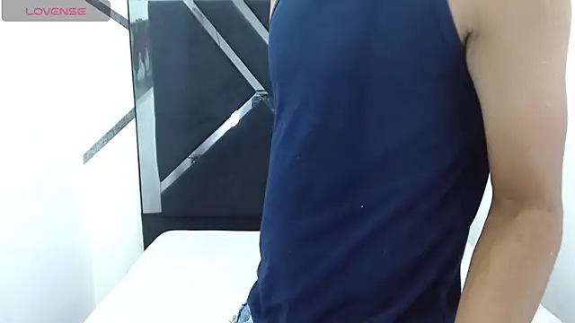 Snapshot of wiltom_ chatting on November 4, 2025, 9:25 pm wiltom online show from November 4, 2025, 9:25 pm