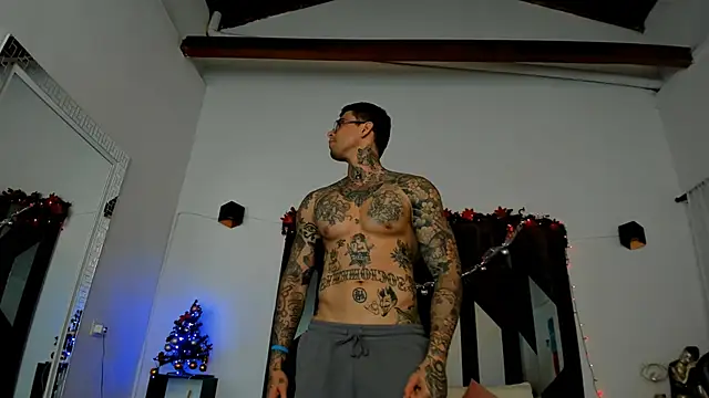 MATEO DILUCA online show from December 22, 2025, 1:08 pm