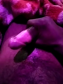 desicoupleNoon online show from November 24, 2025, 5:45 pm