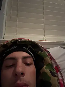 Snapshot of slimshadypt2 chatting on February 10, 2026, 10:30 am slimshadypt2 online show from February 10, 2026, 10:30 am