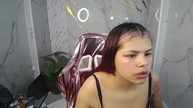 Little cherry b online show from October 26, 2025, 7:42 pm