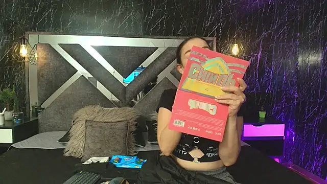 HeatherHazel online show from October 30, 2025, 7:36 pm