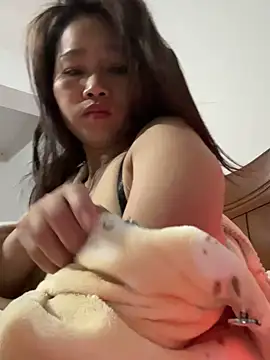 Snapshot of Zuzu-6 chatting on January 5, 2026, 5:27 pm Zuzu-6 online show from January 5, 2026, 5:27 pm