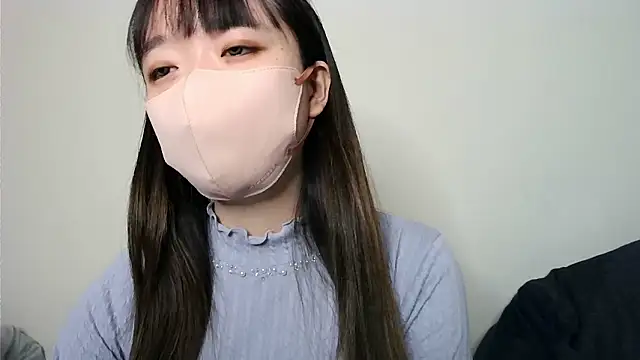 yua chan00 online show from November 14, 2025, 3:22 pm