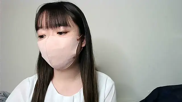 yua chan00 online show from December 19, 2025, 6:04 pm