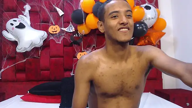 Tommy 22CM online show from October 29, 2025, 11:56 am