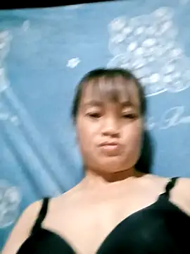 Snapshot of Noelle-e chatting on October 25, 2025, 2:02 pm Noelle-e online show from October 25, 2025, 2:02 pm